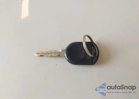 2011 Ford Focus S from USA, damaged, VIN 1FAHP3EN1BW117158